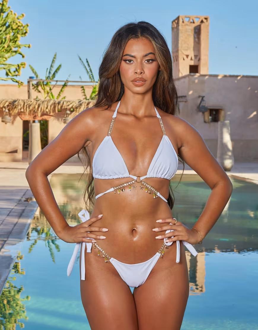 biała góra od bikini zdobienia 