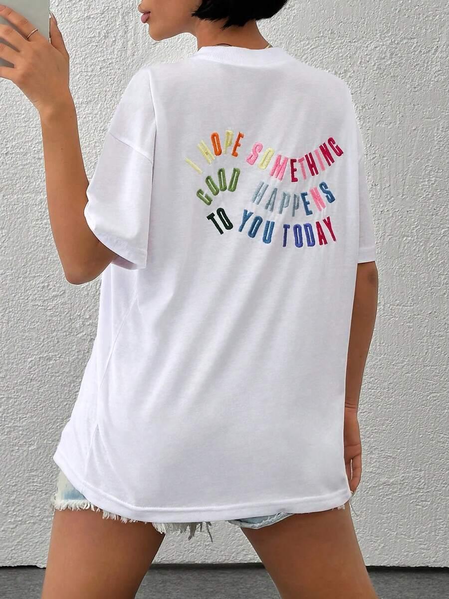 biały t-shirt napisy haft