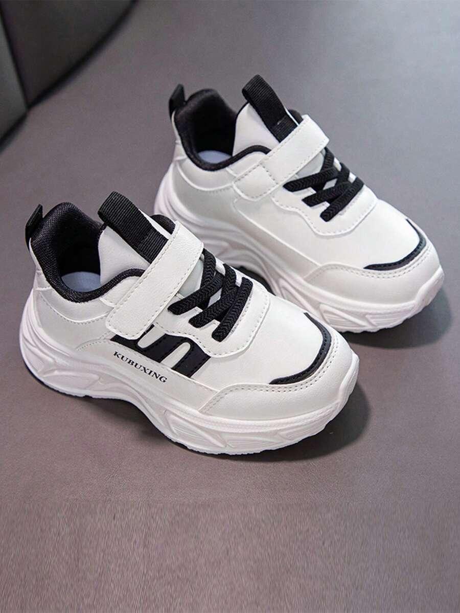 białe buty sportowe