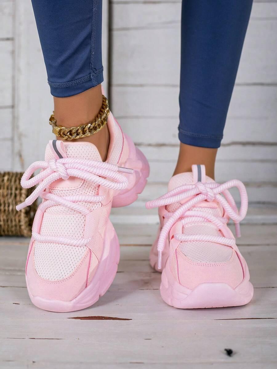 różowe buty sportowe