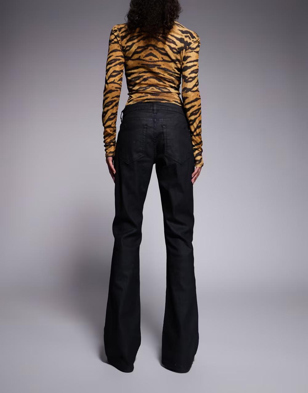 czarne spodnie jeans niski stan