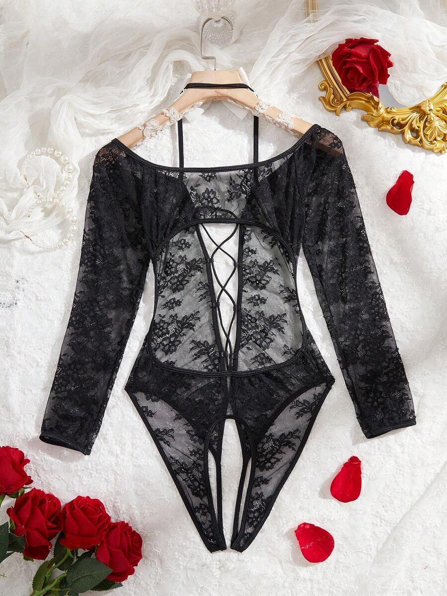 czarne koronkowe body