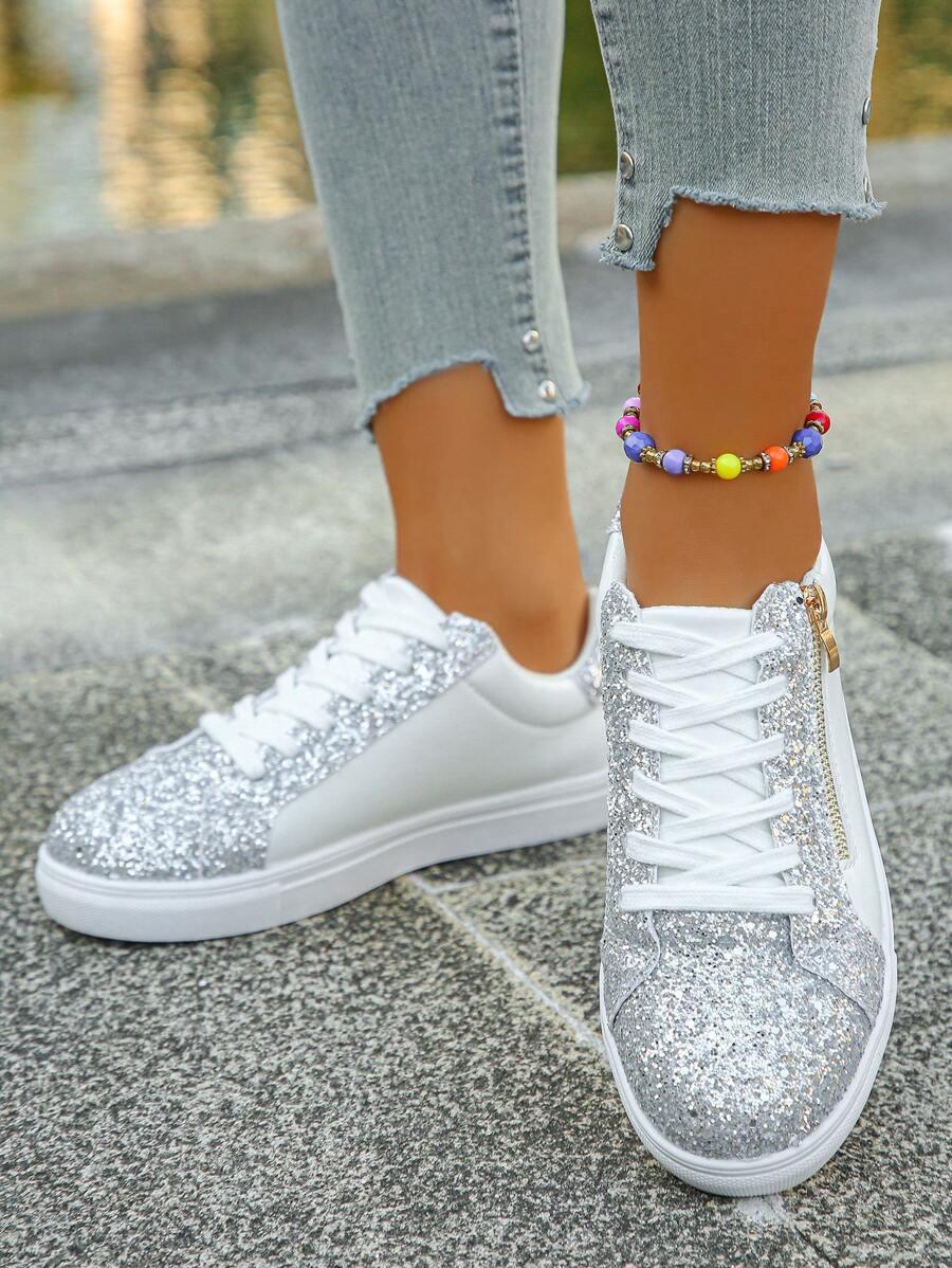 SZNUROWANE BUTY SPORTOWE