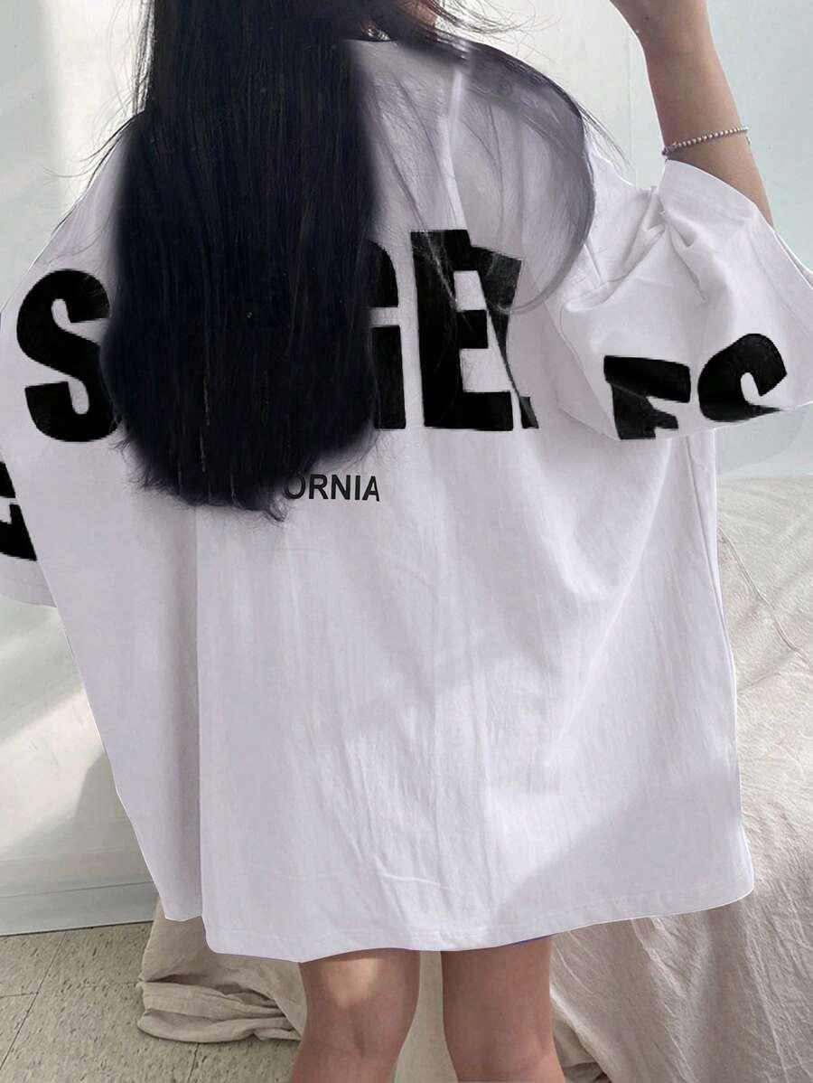 BIAŁY T-SHIRT OVERSIZE PRINT