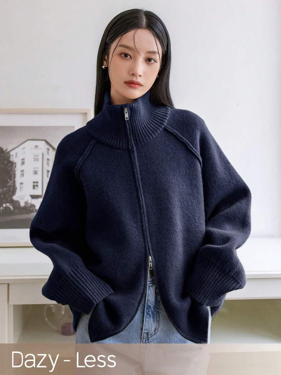 GRANATOWY SWETER ZAMEK