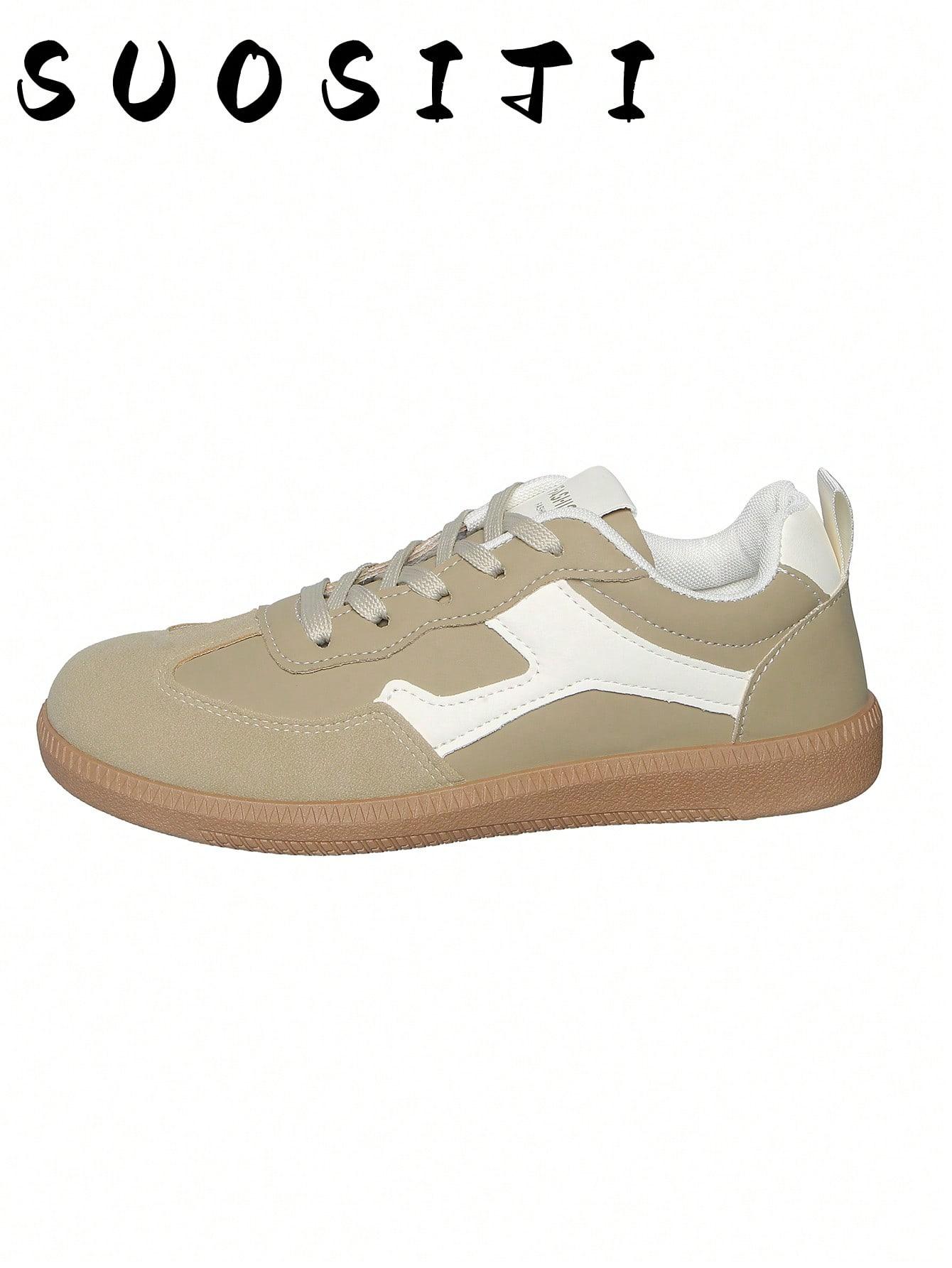 sznurowane buty sportowe