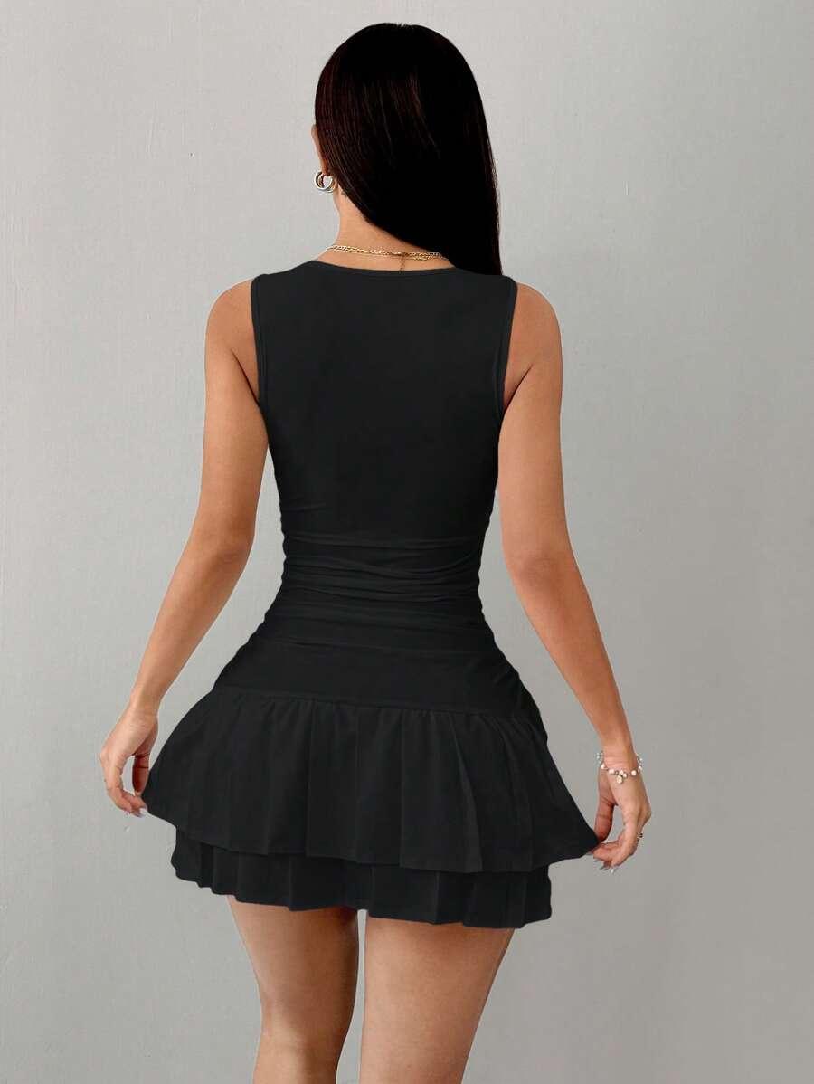 CZARNA MINI SUKIENKA