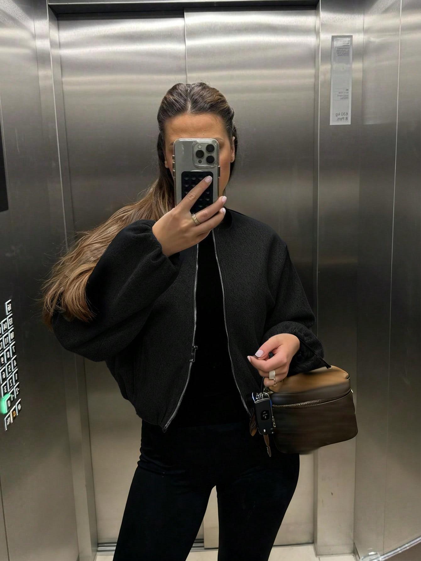 czarna kurtka bomber