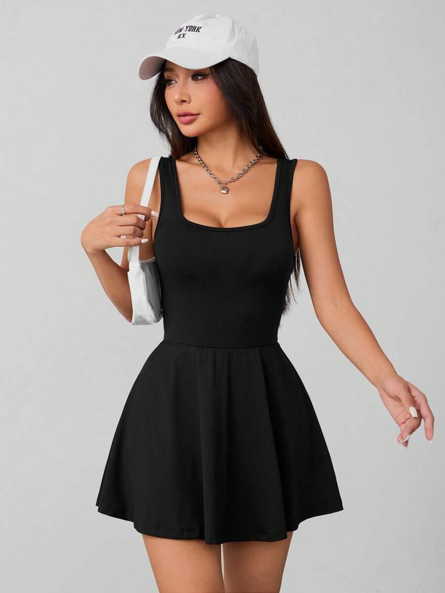 CZARNA SUKIENKA MINI