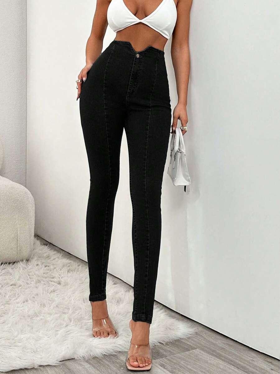 czarne spodnie jeans rurki