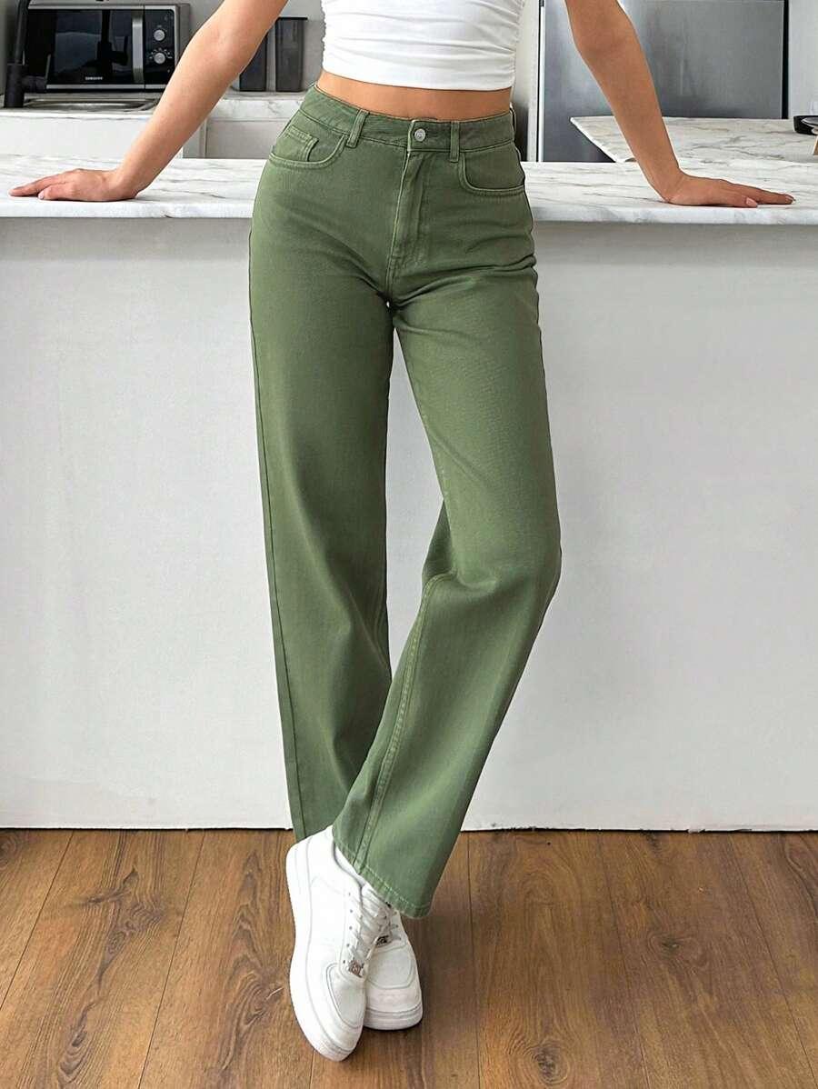 zielone spodnie jeans