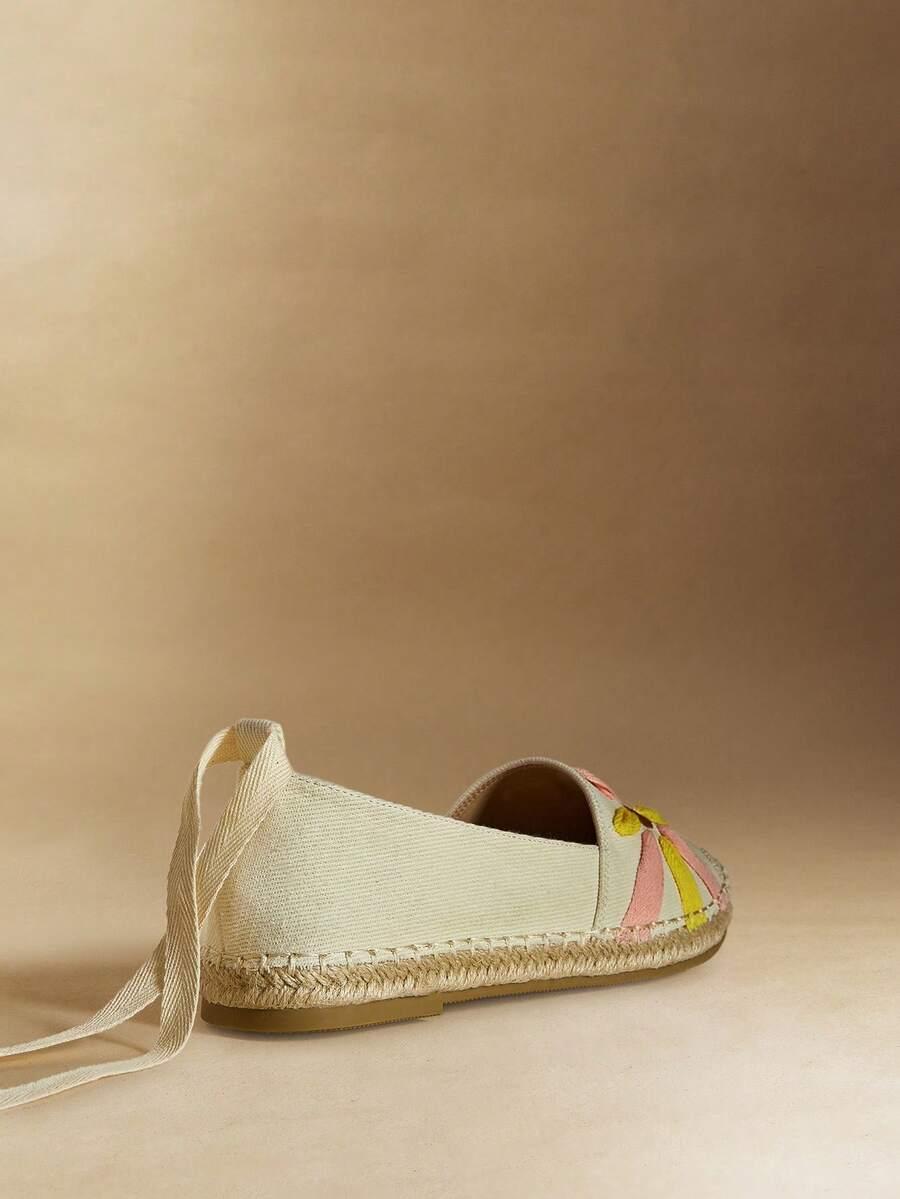 BUTY ESPADRYLE Z WIĄZANIEM