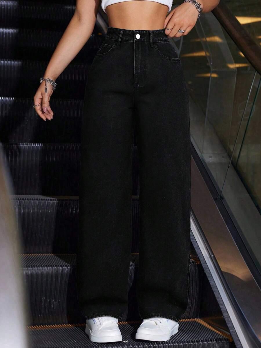 czarne spodnie jeans