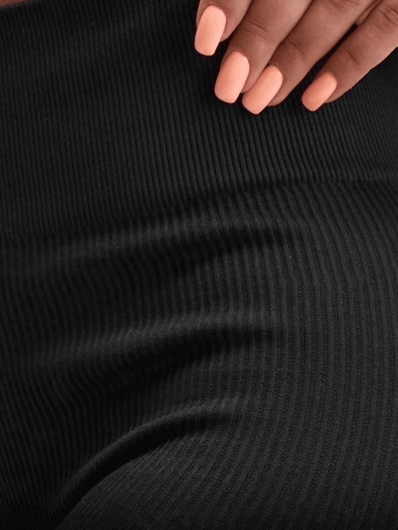 CZARNE LEGGINSY W PRĄŻKI WYSOKI STAN