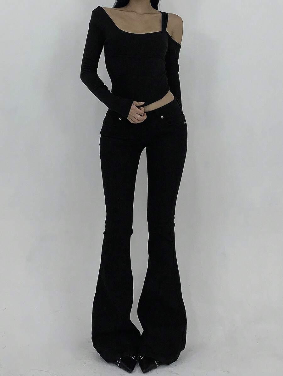 czarne spodnie jeans