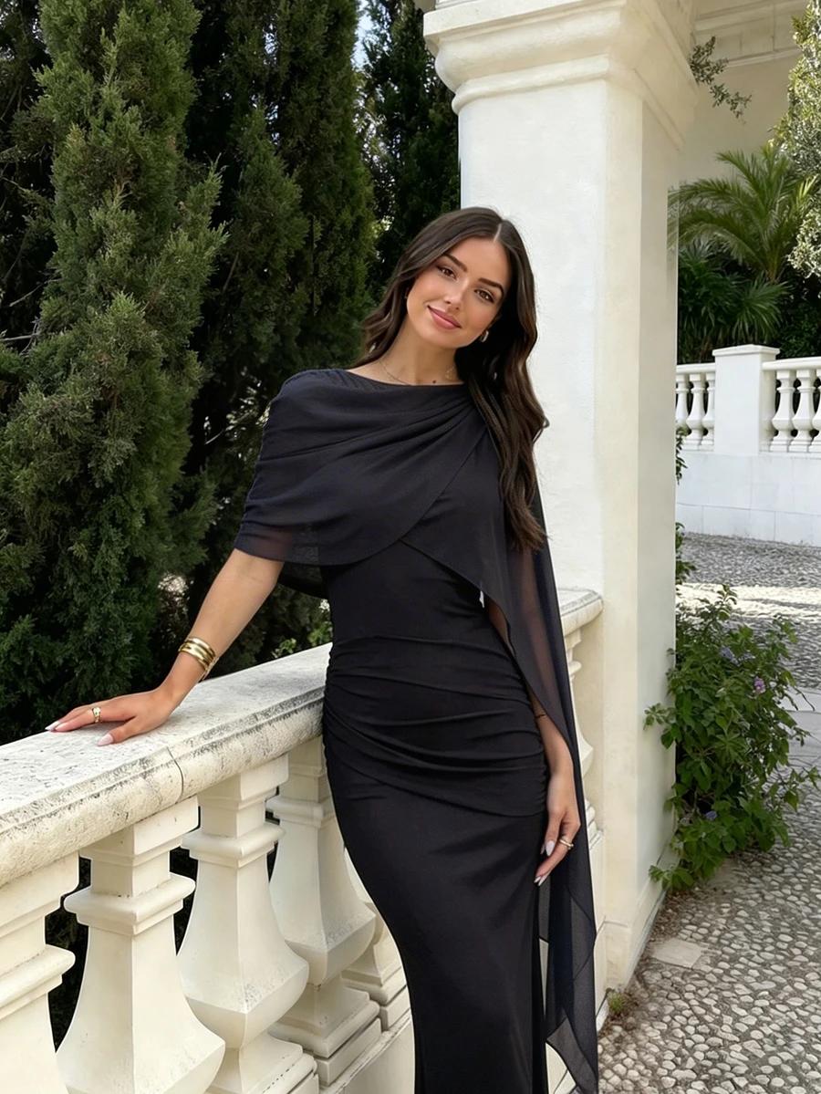czarna maxi sukienka łączenie falbana siateczka peleryna