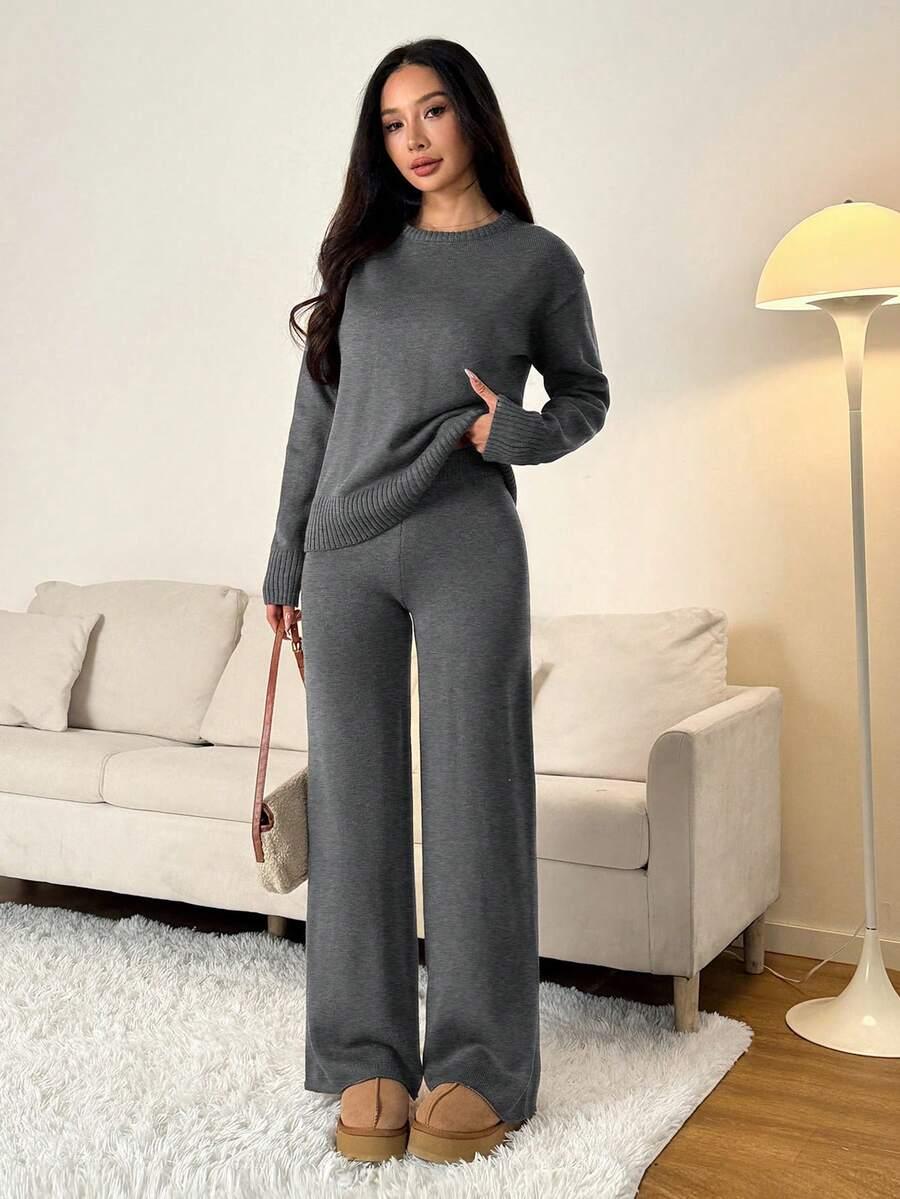 komplet sweter spodnie