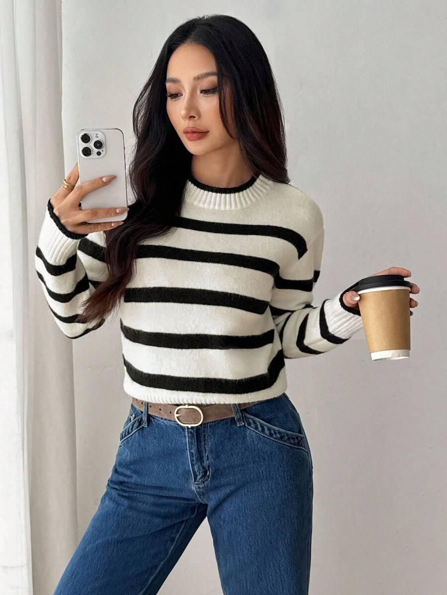 SWETER WZÓR PASKI 