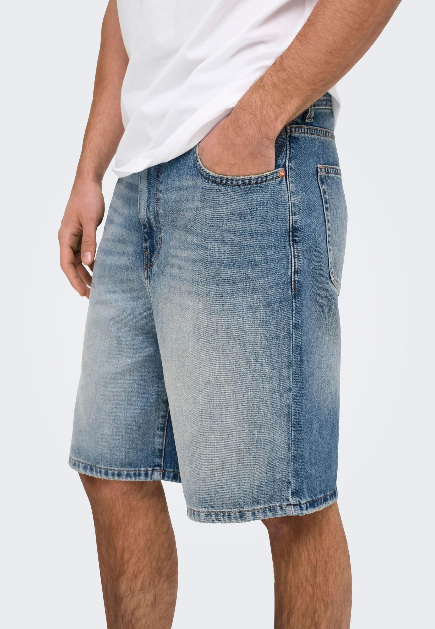NIEBIESKIE SPODENKI JEANS