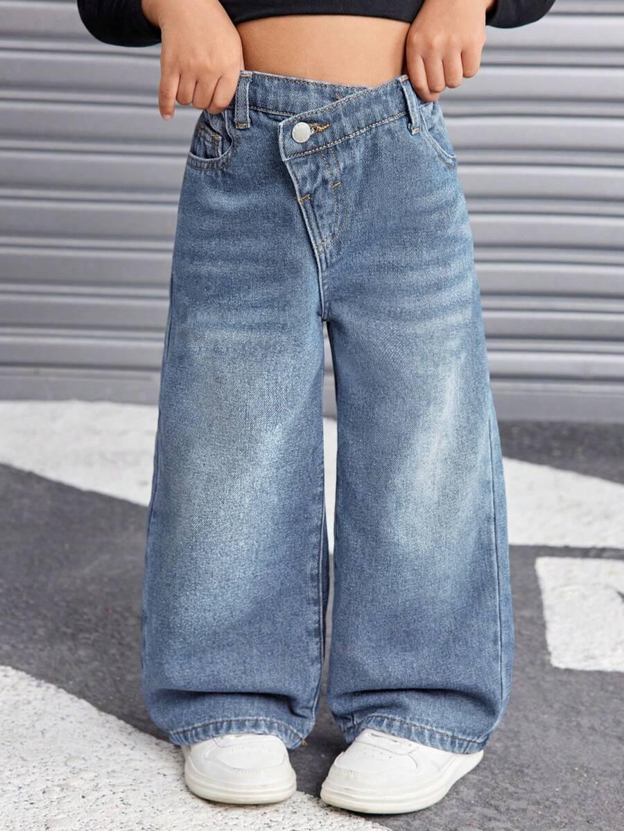 niebieskie spodnie jeans szerokie nogawki kieszenie
