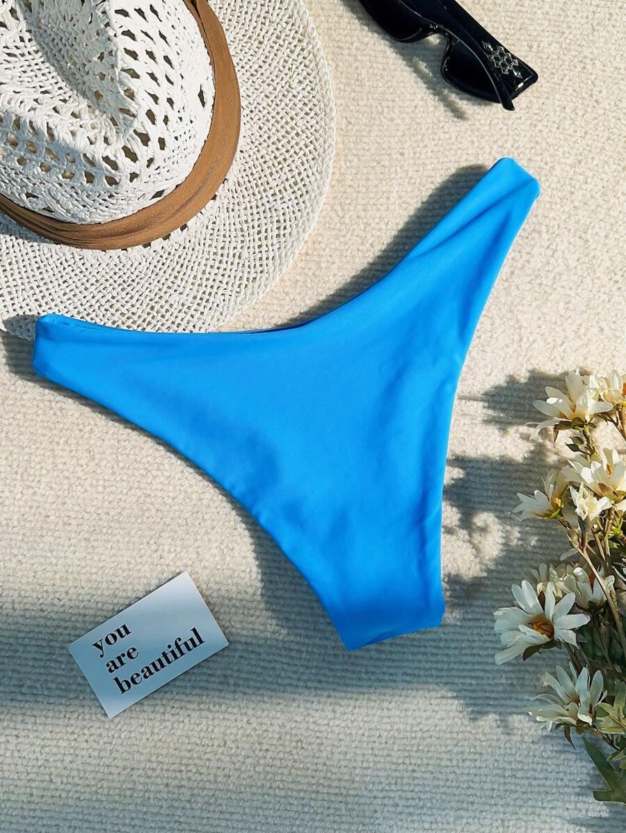 DÓŁ OD BIKINI