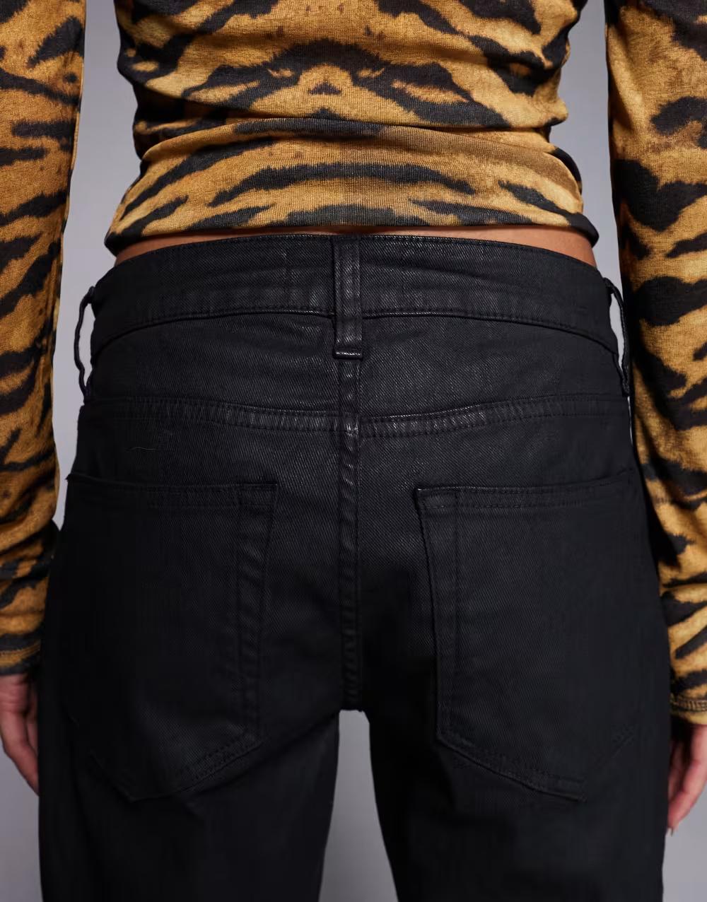 czarne spodnie jeans niski stan