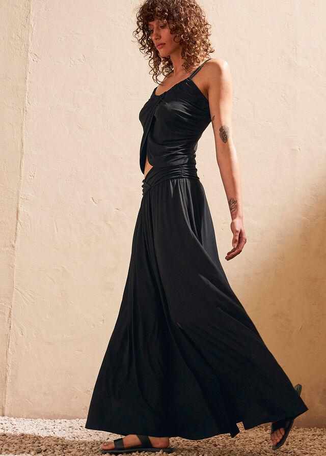 CZARNA MAXI SPÓDNICA