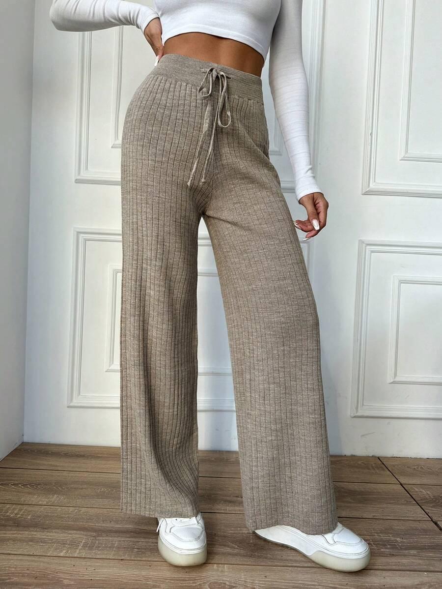 szare spodnie casual