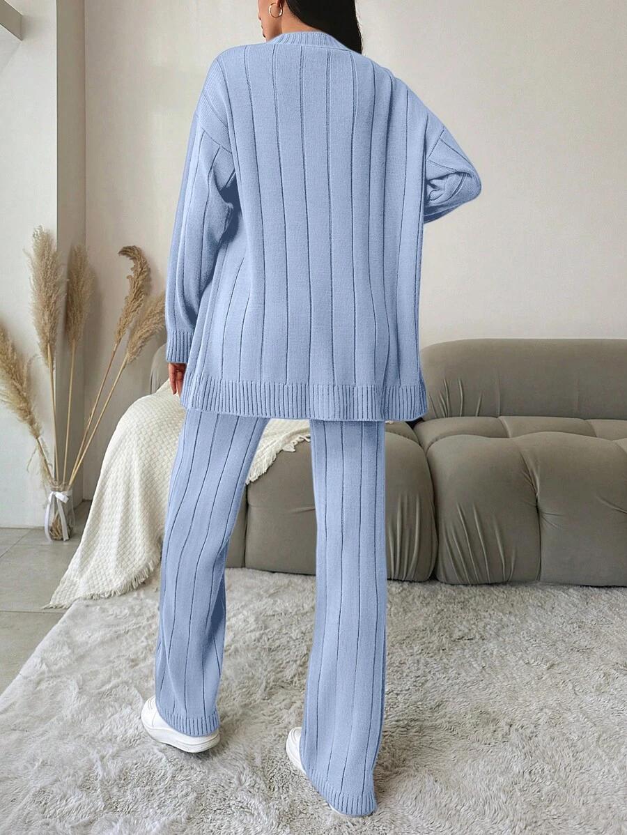NIEBIESKI KOMPLET SWETER SPODNIE
