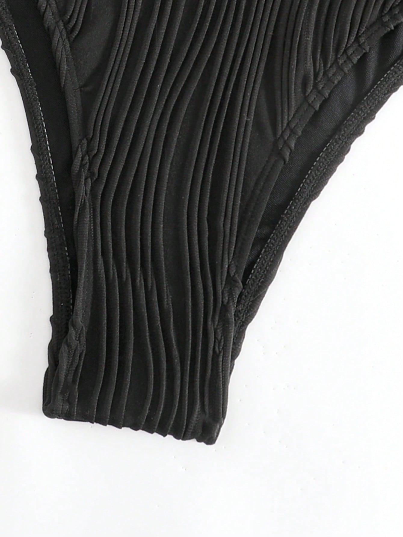 CZARNY DÓŁ OD BIKINI TEKSTURA