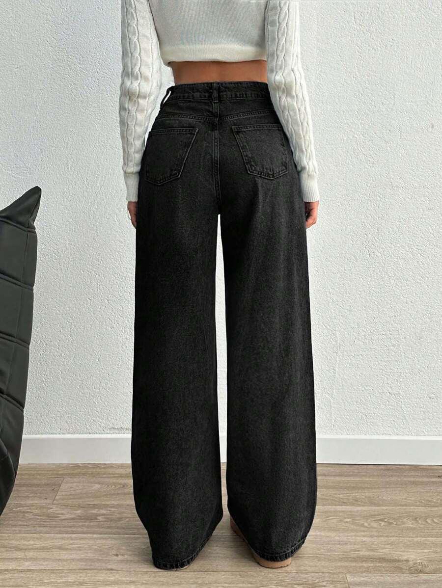 czarne spodnie jeans