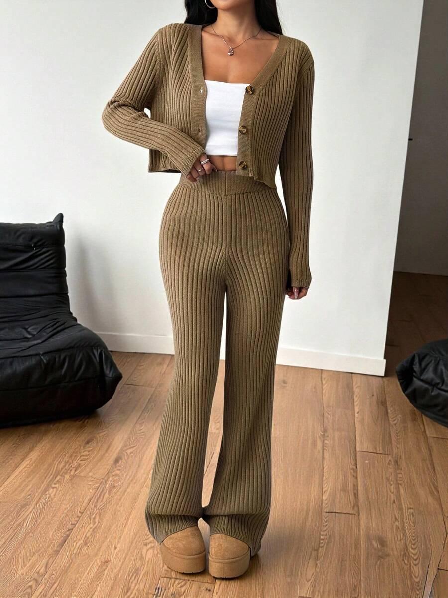 SWETER SPODNIE KOMPLET