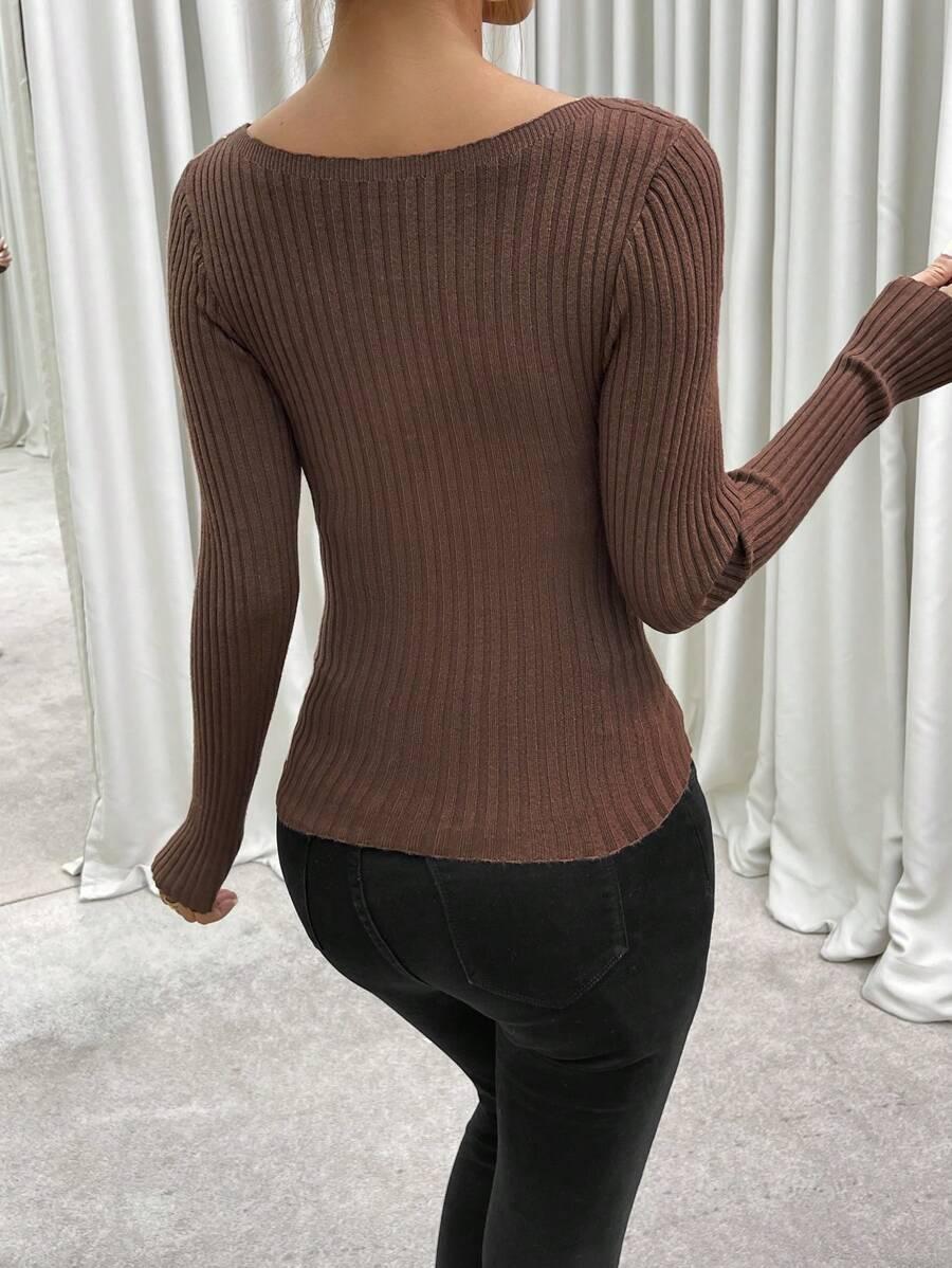 brązowy sweter splot prążki