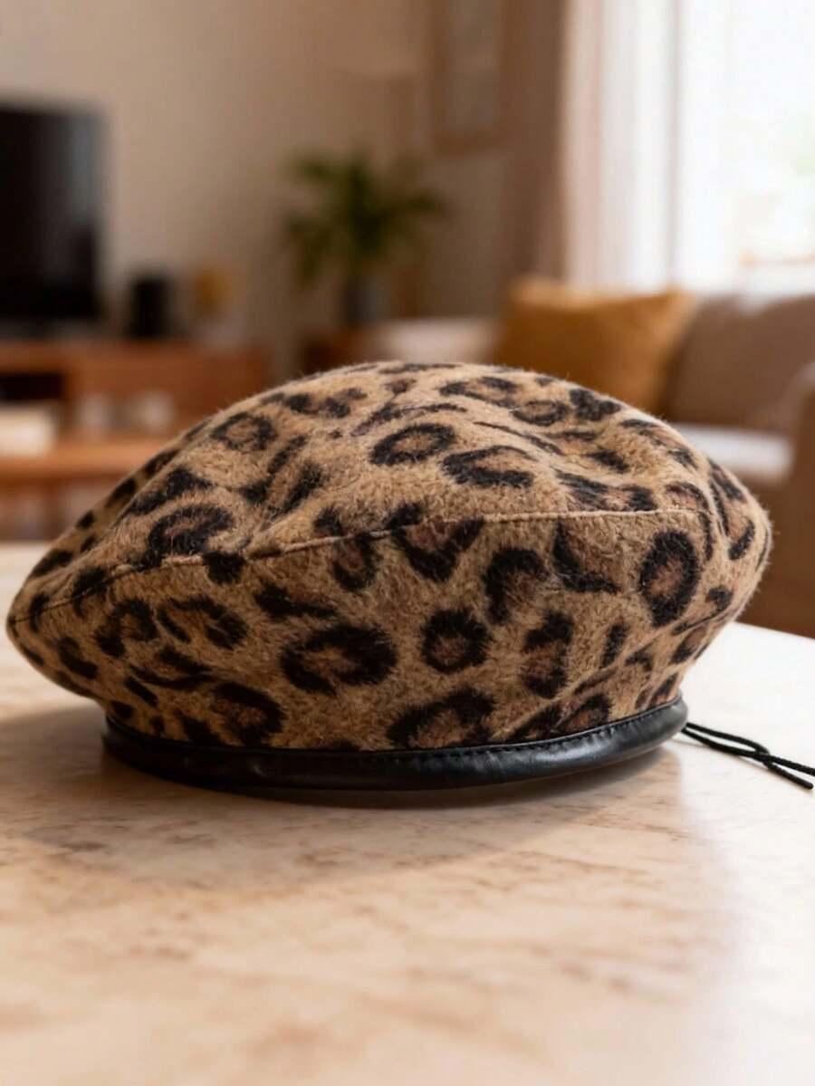 CZAPKA ANIMAL PRINT