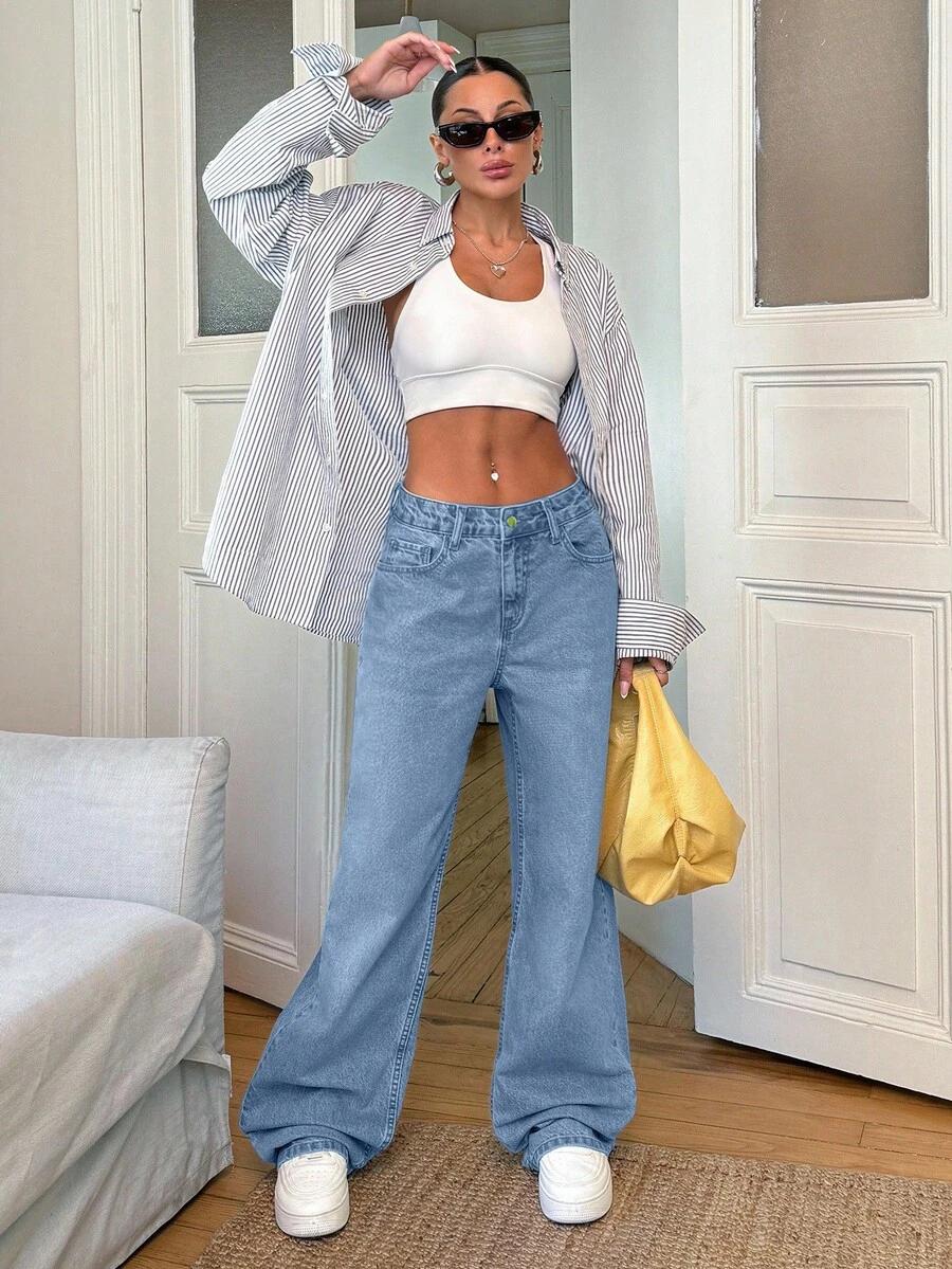 niebieskie spodnie jeans 