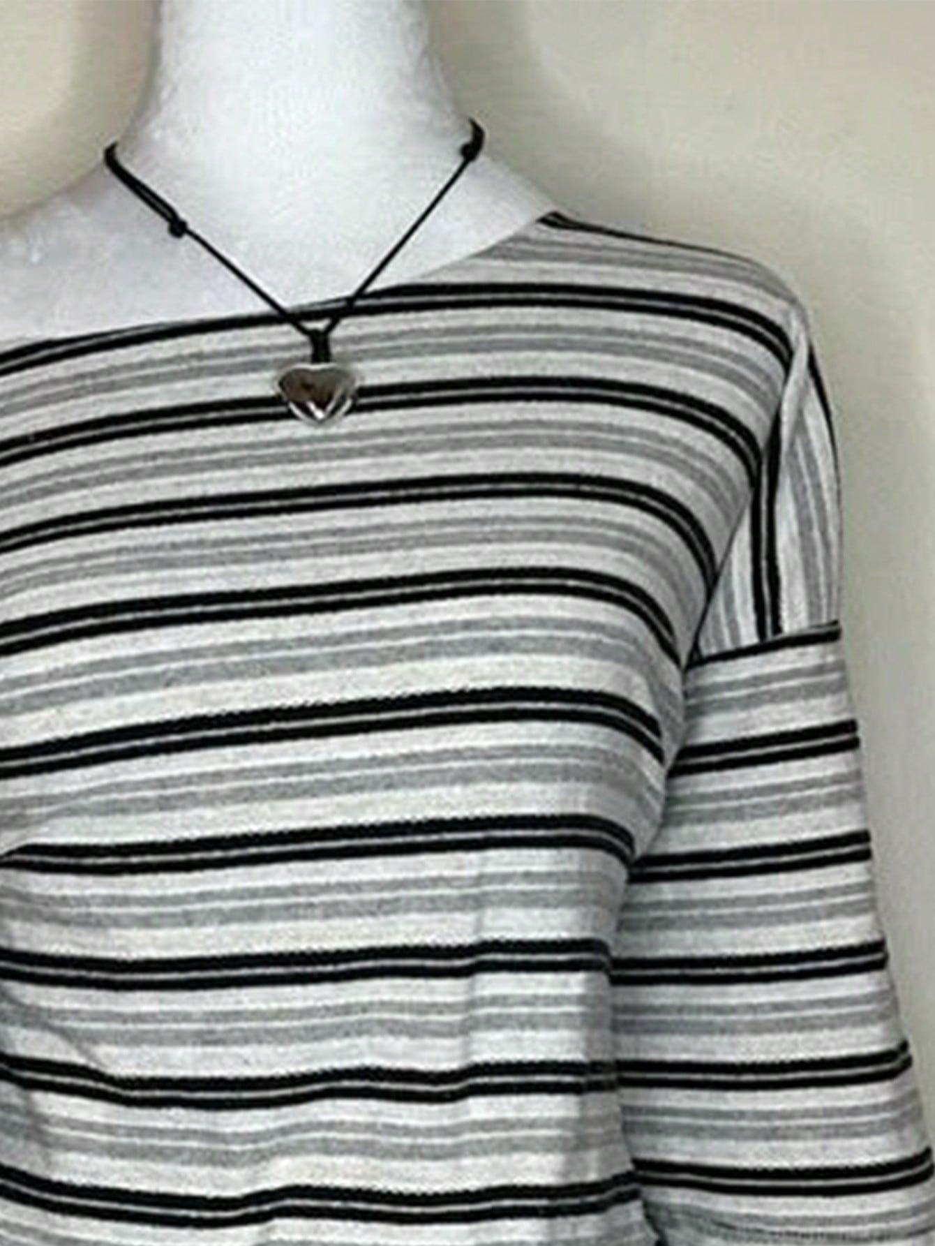asymetryczny t-shirt paski