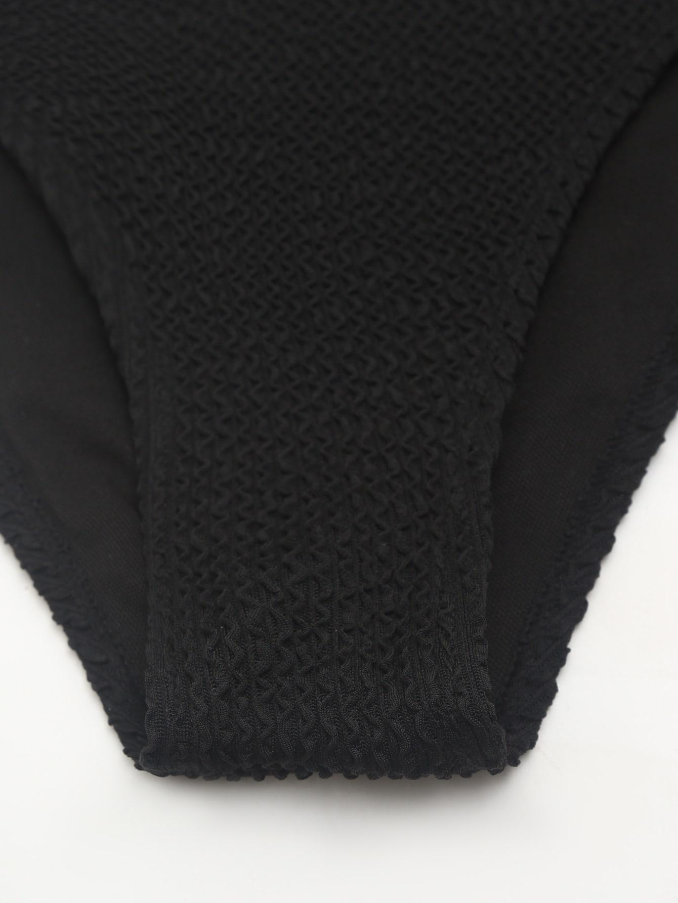 czarny dół od bikini 