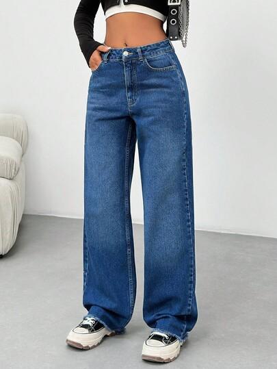niebieskie spodnie jeans 