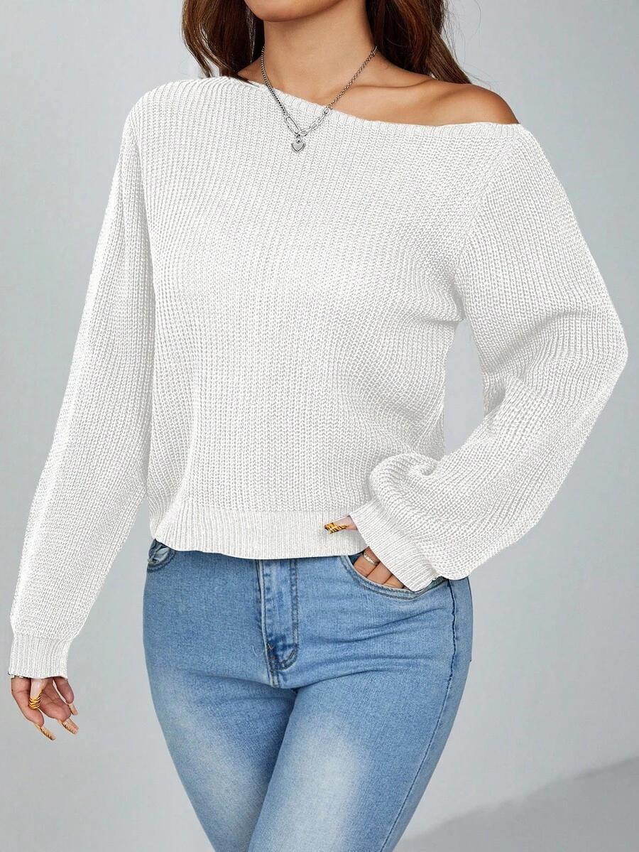 biały dzianinowy sweter 
