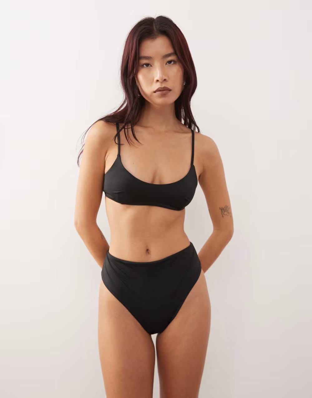 czarny dół od bikini wysoki stan