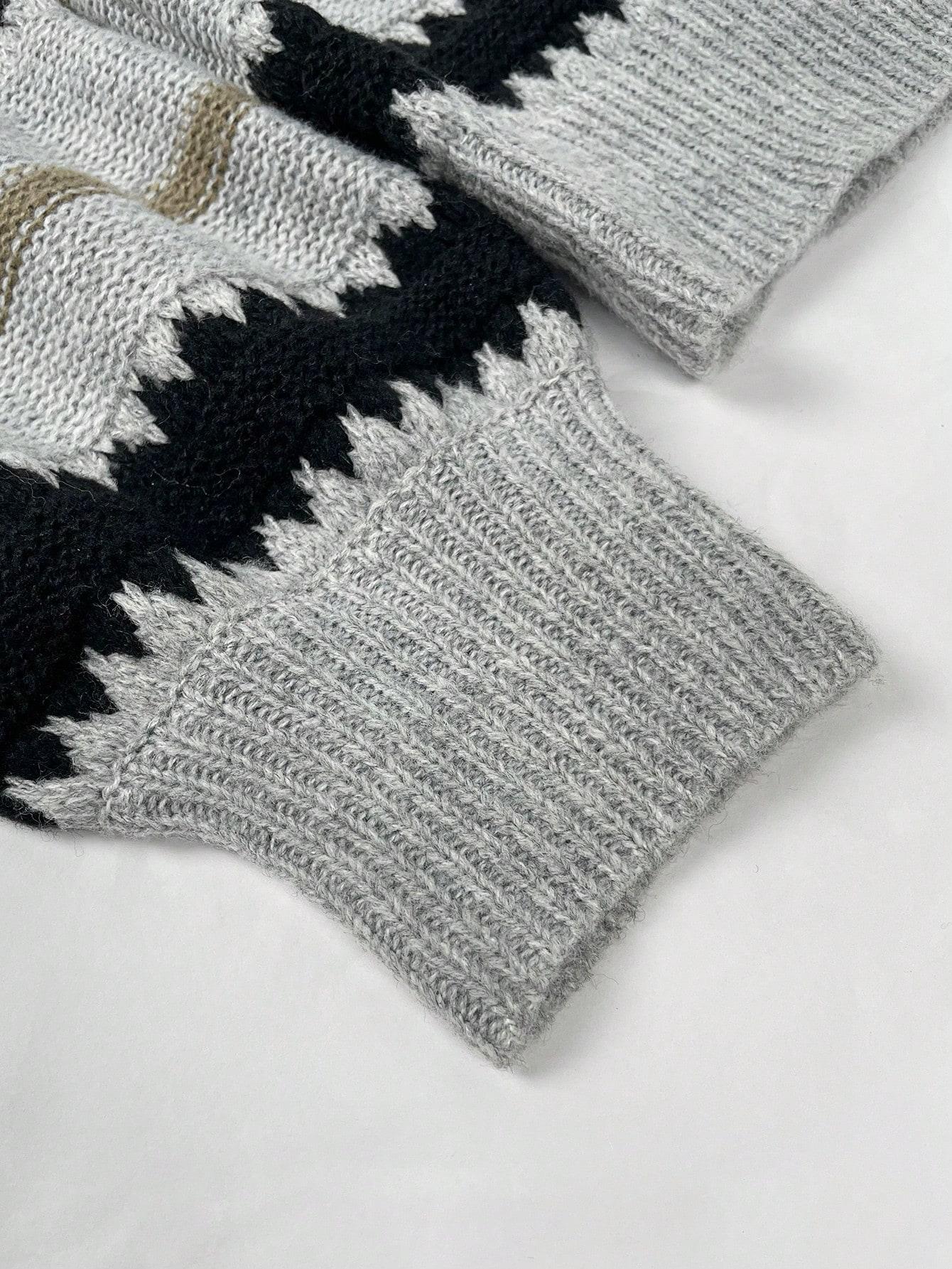 szary klasyczny sweter wzór paski