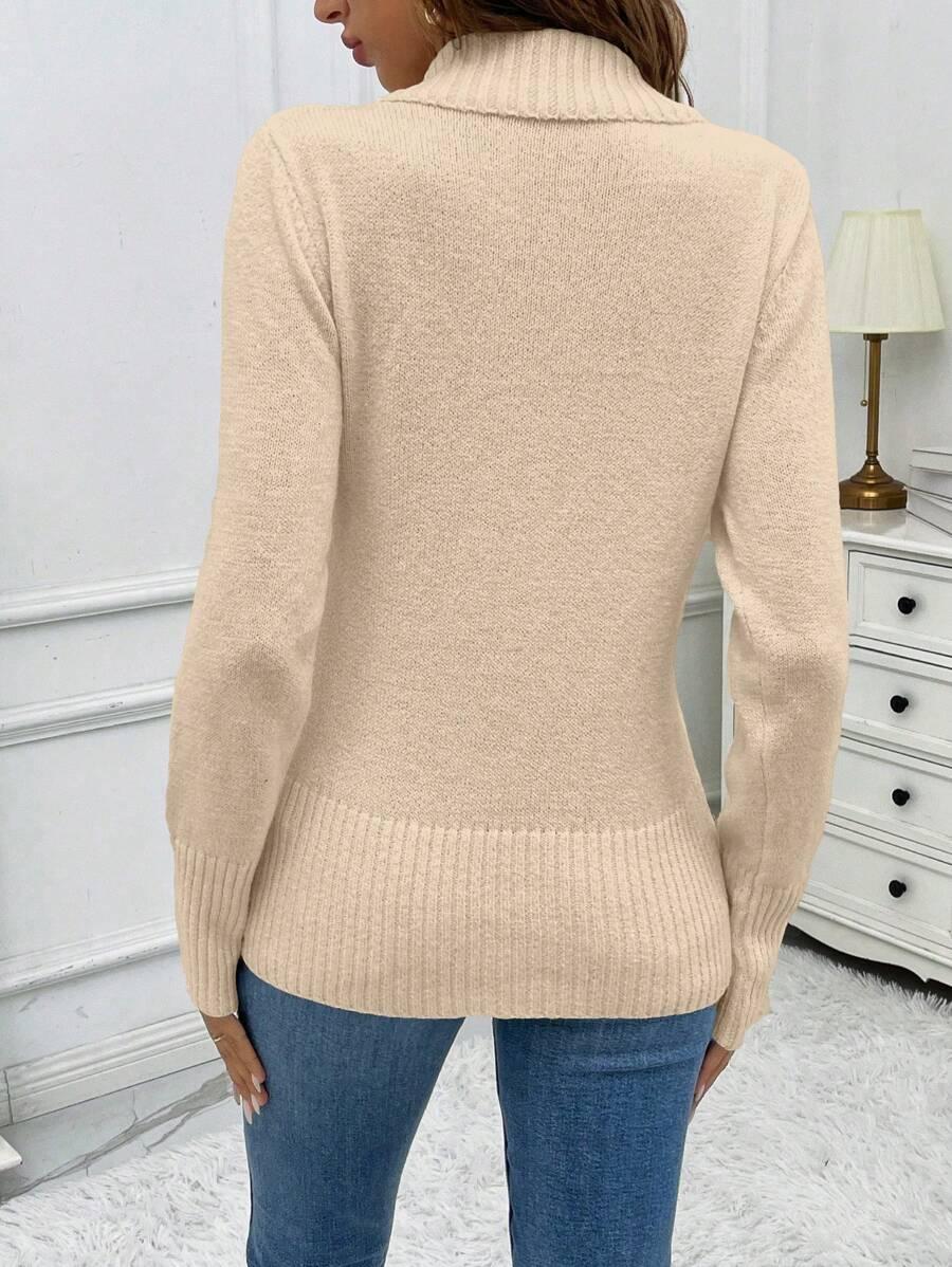 BEŻOWY SWETER GUZIKI