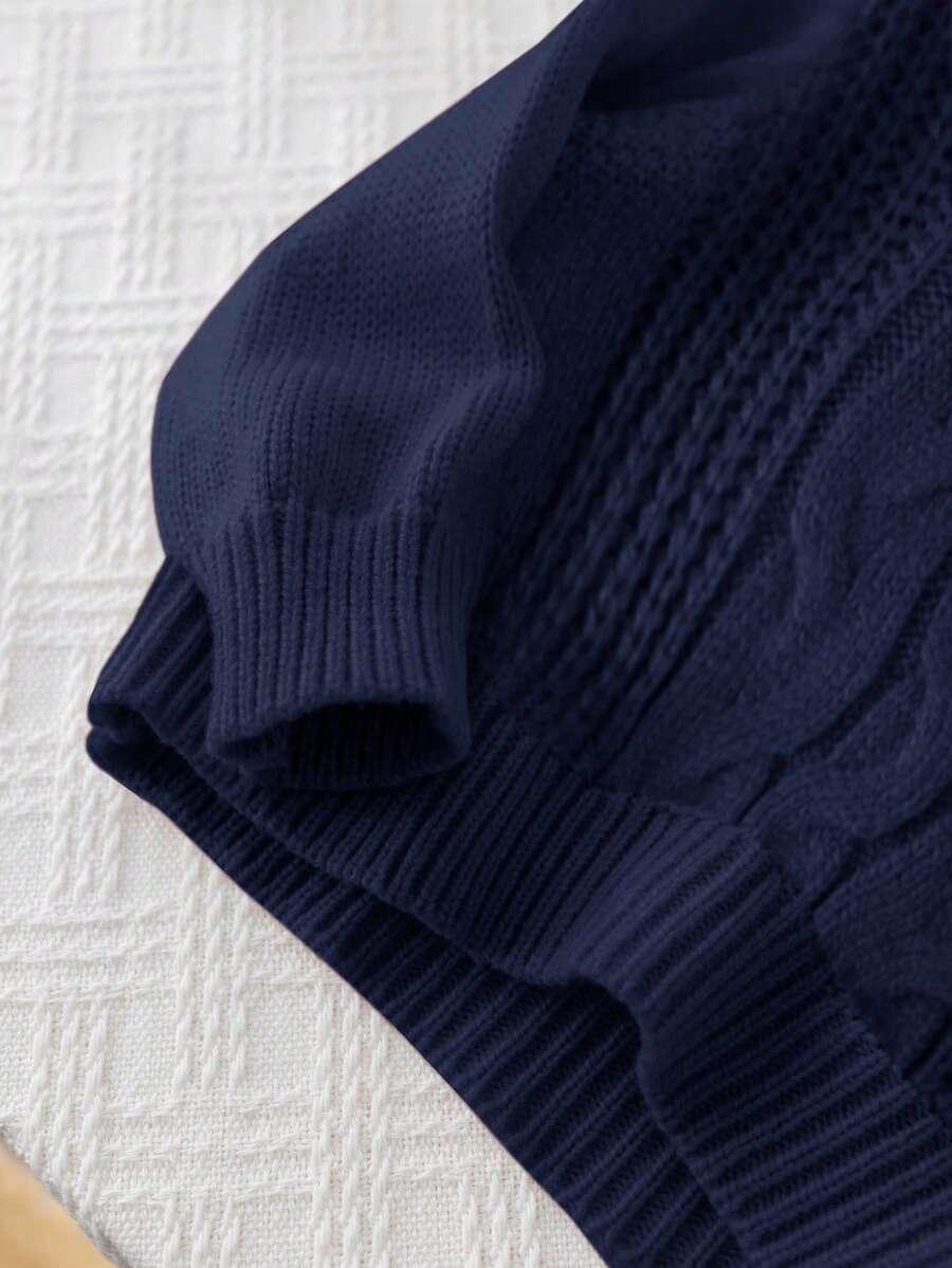 granatowy sweter zamek