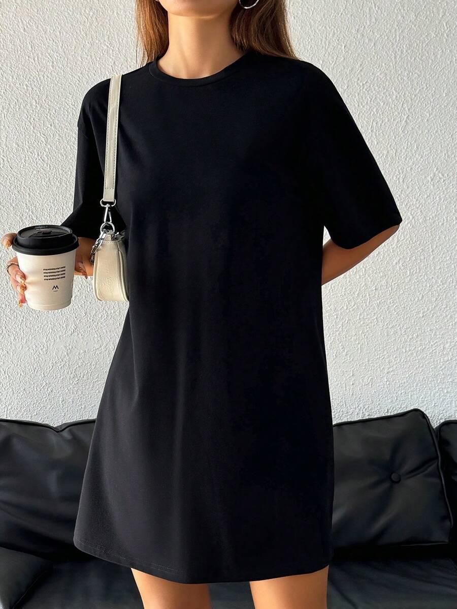 CZARNA MINI SUKIENKA 