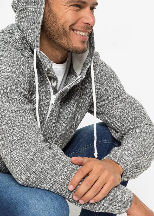 SWETER Z KAPTUREM
