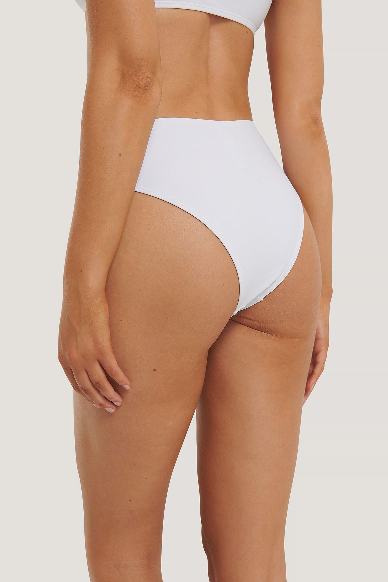 DÓŁ OD BIKINI