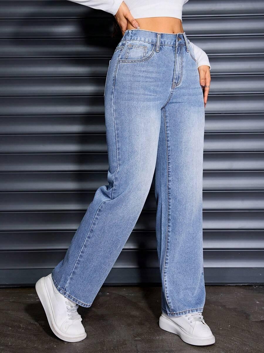 niebieskie spodnie jeans 