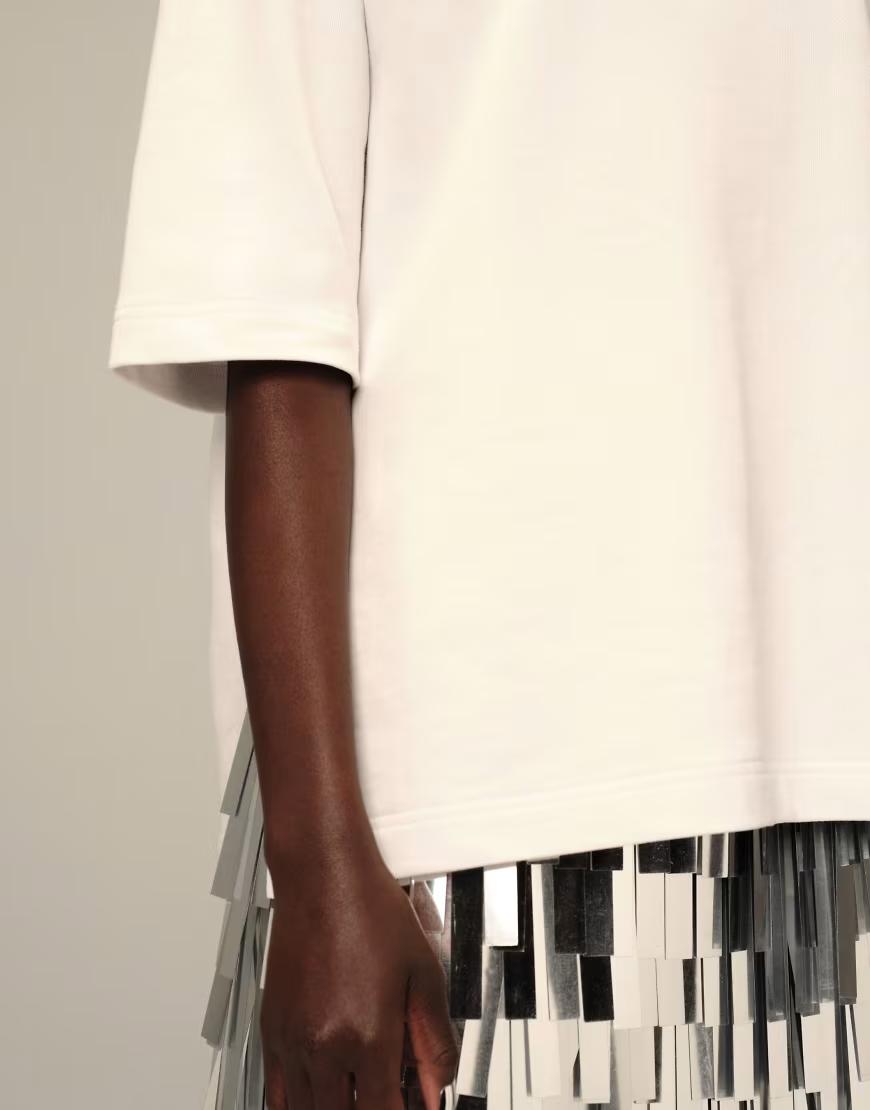 BIAŁY T-SHIRT OVERSIZE