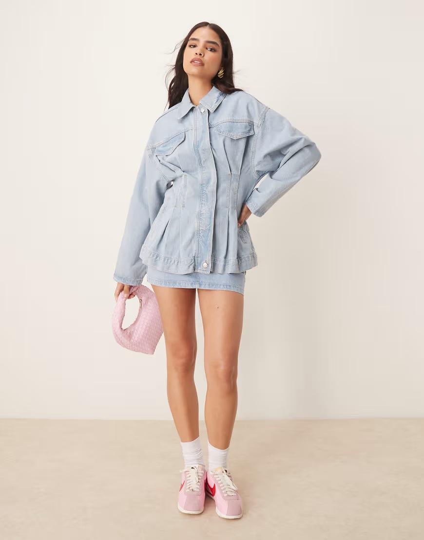 NIEBIESKA KURTKA JEANS 