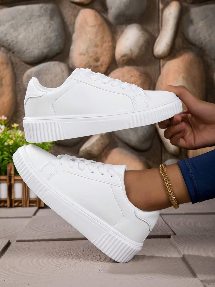 BIAŁE SZNUROWANE BUTY SPORTOWE 
